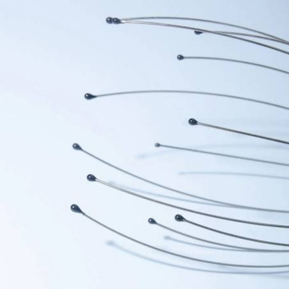 Head Massager Head Scratcher 20 Fingers NEW Massage Claw RED - Picture 5 of 5